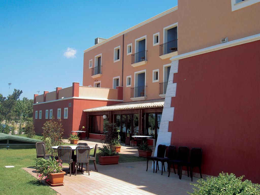 Hotel Igv Club Baia Samuele à Sampieri Extérieur photo