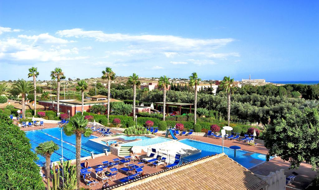Hotel Igv Club Baia Samuele à Sampieri Extérieur photo