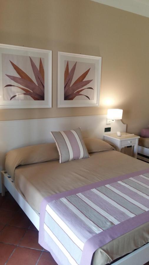 Hotel Igv Club Baia Samuele à Sampieri Extérieur photo