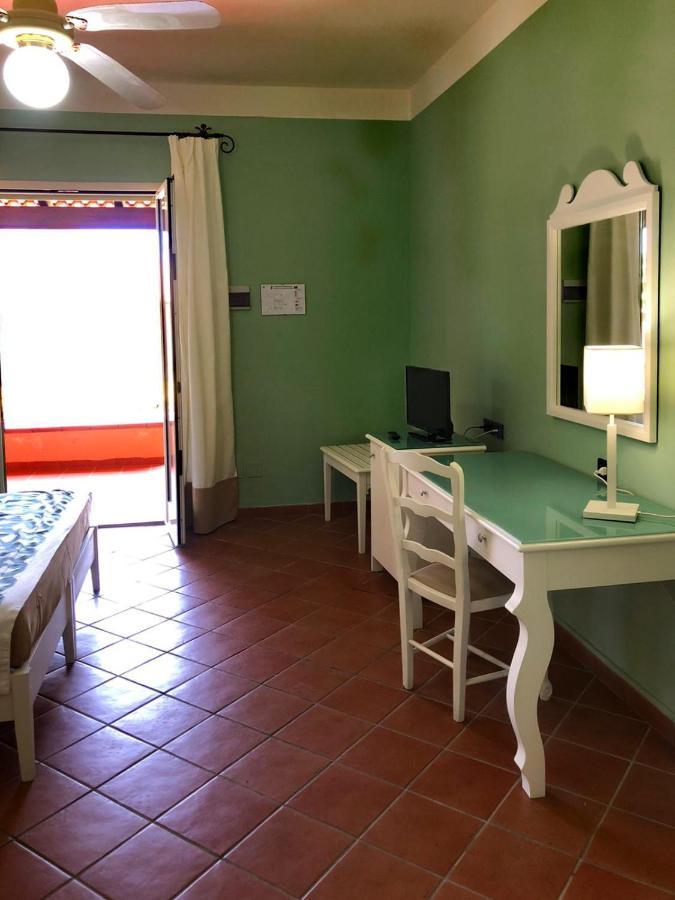 Hotel Igv Club Baia Samuele à Sampieri Extérieur photo