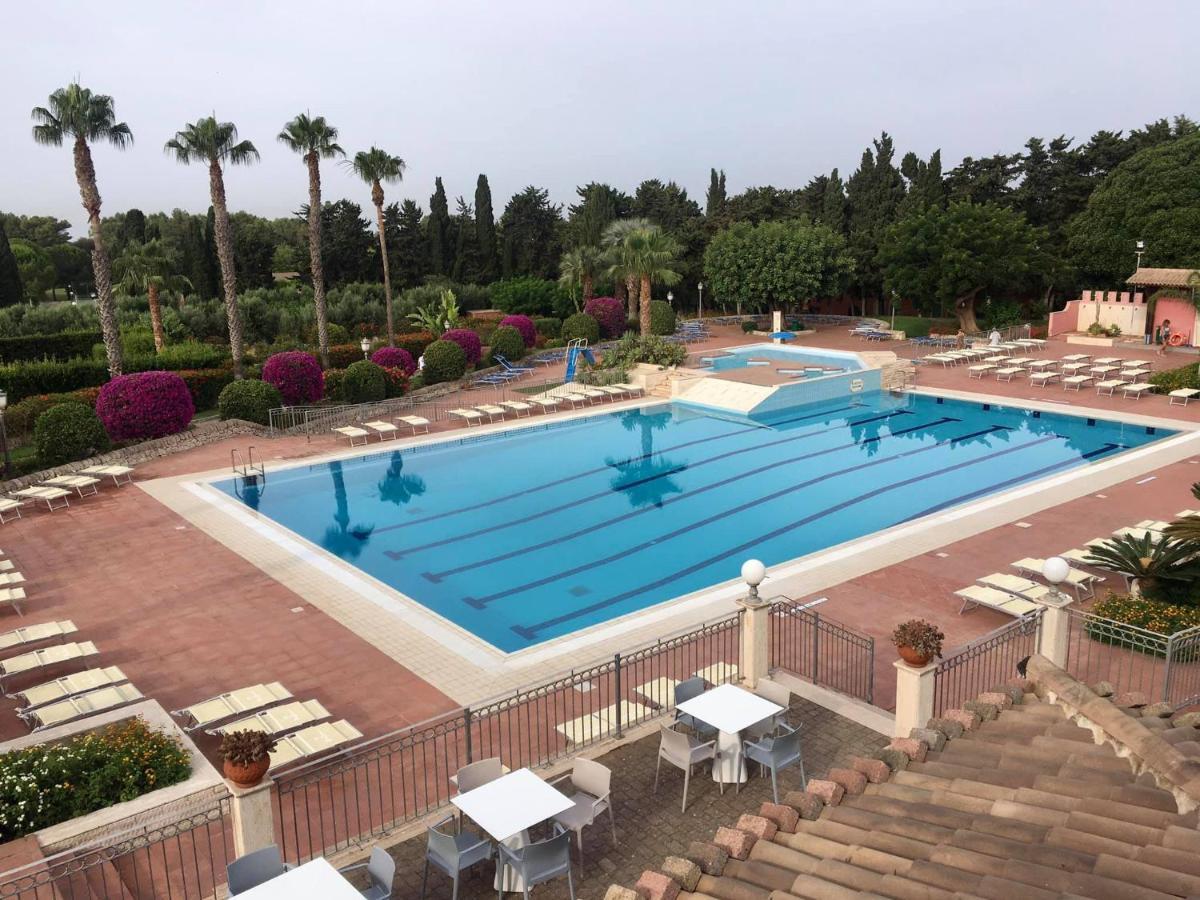 Hotel Igv Club Baia Samuele à Sampieri Extérieur photo