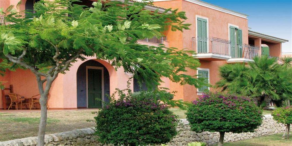 Hotel Igv Club Baia Samuele à Sampieri Extérieur photo